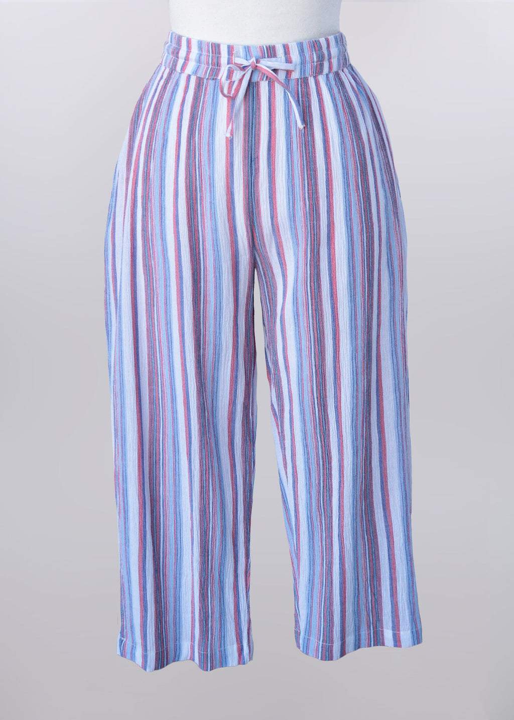 Striped Pull On Capri Pants
